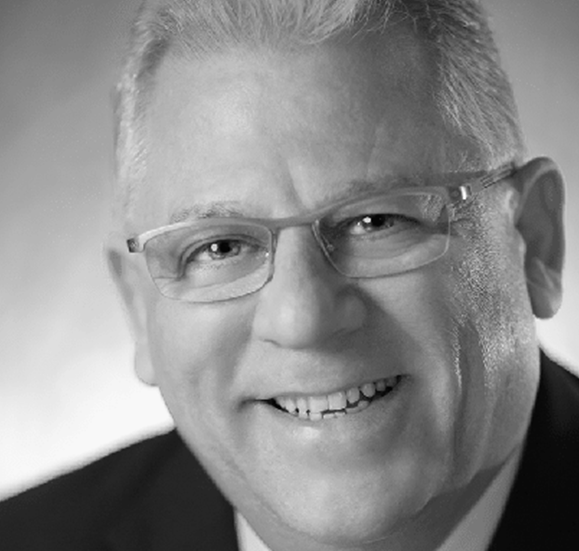 director-Dr. Mario Jesús Paredes